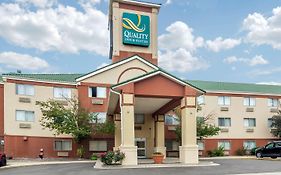 Quality Inn And Suites Lakewood Co